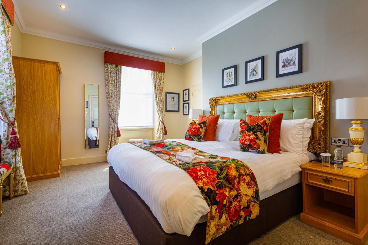 The Rutland Arms Hotel, Bakewell, Derbyshire Екстериор снимка