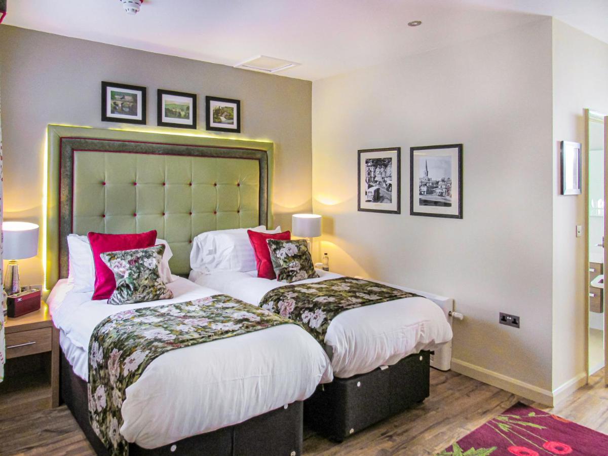 The Rutland Arms Hotel, Bakewell, Derbyshire Екстериор снимка